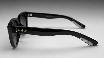 RETIFOCUS Square Black Sunglasses with Black Gradient Lenses