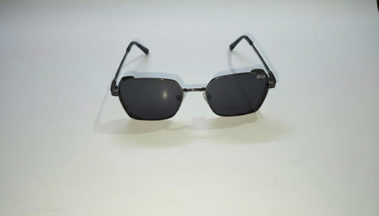 RETIFOCUS Geometric Rectangle Metal Sunglasses for Men & Women – Black Lenses